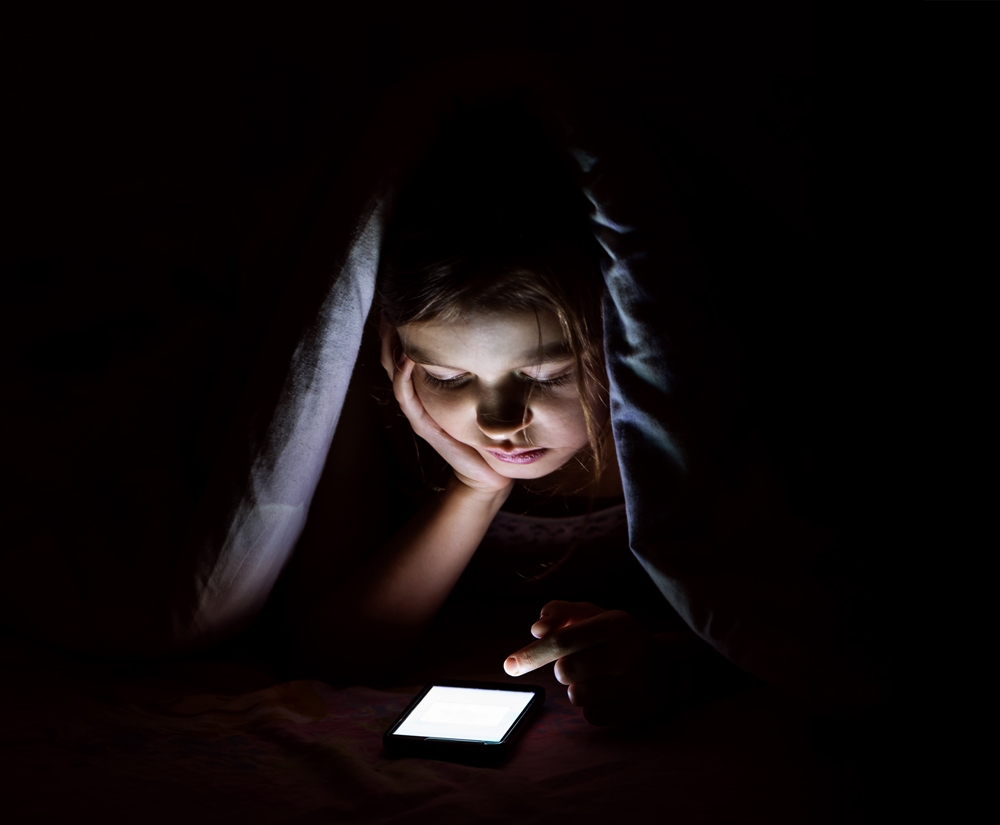 Não podemos mais ser indiferentes ao impacto brutal do mundo digital sobre crianças e adolescentes.
 Alerta!