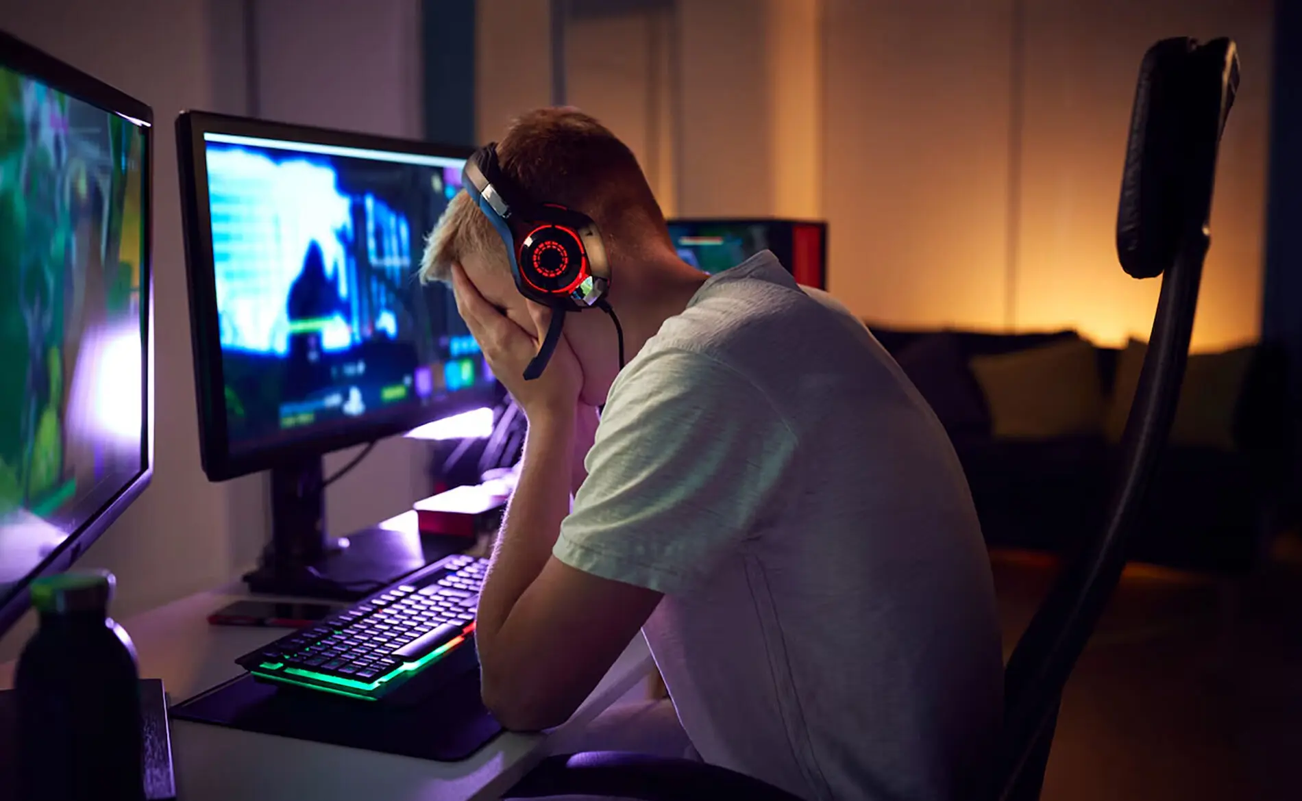 Quantas crianças e adolescentes são vítimas de bullying e desafios violentos online? (Estadão)